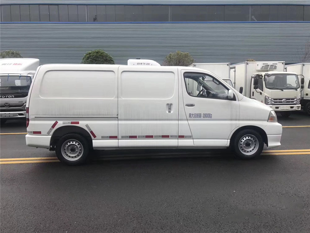 國(guó)六·金杯新快運(yùn) 面包冷藏車(chē)