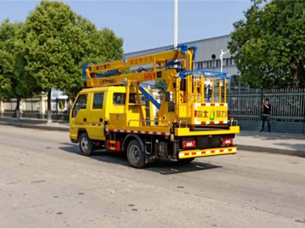 國(guó)六福田雙排座13米高空作業(yè)車(chē)