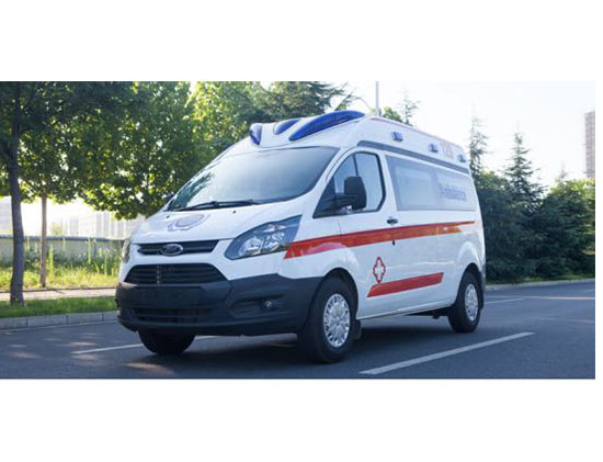 福特全順V362(自動(dòng)檔)一體化監(jiān)護(hù)型救護(hù)車